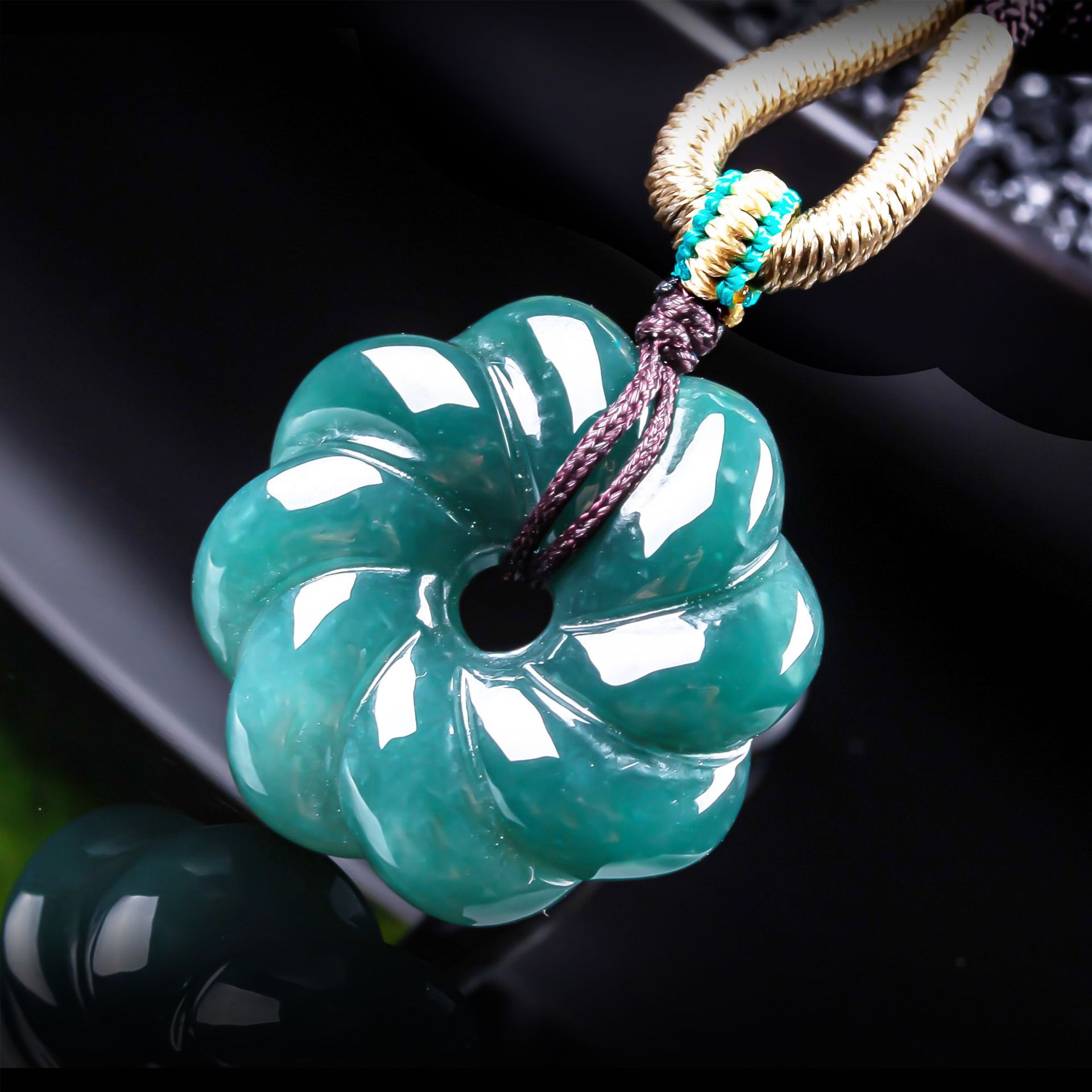 Jewelry & Watches Sp Z Oo Opinie - 천연 버마산 비취 꽃 모양 펜던트